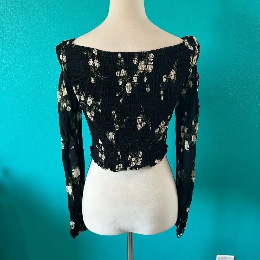 Reformation Black Floral Smocked Cropped Top Womens Size S Fitted Chic Beachy